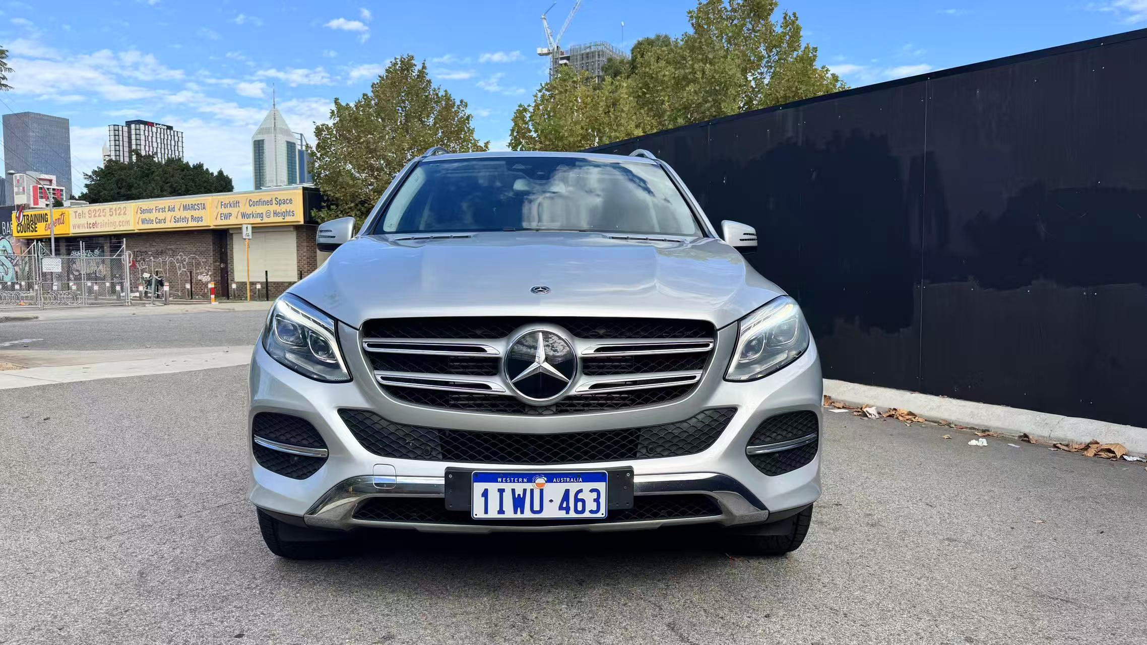 
								MERCBZ GLE250D full									