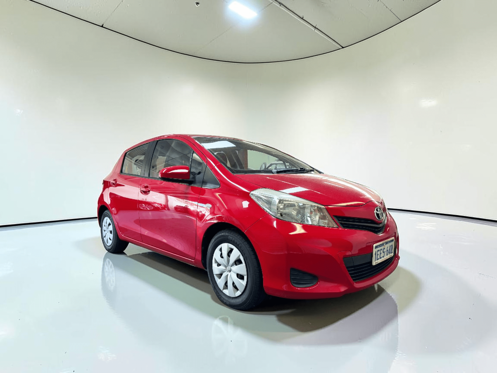 
								TOYOTA YARIS SOLD full									
