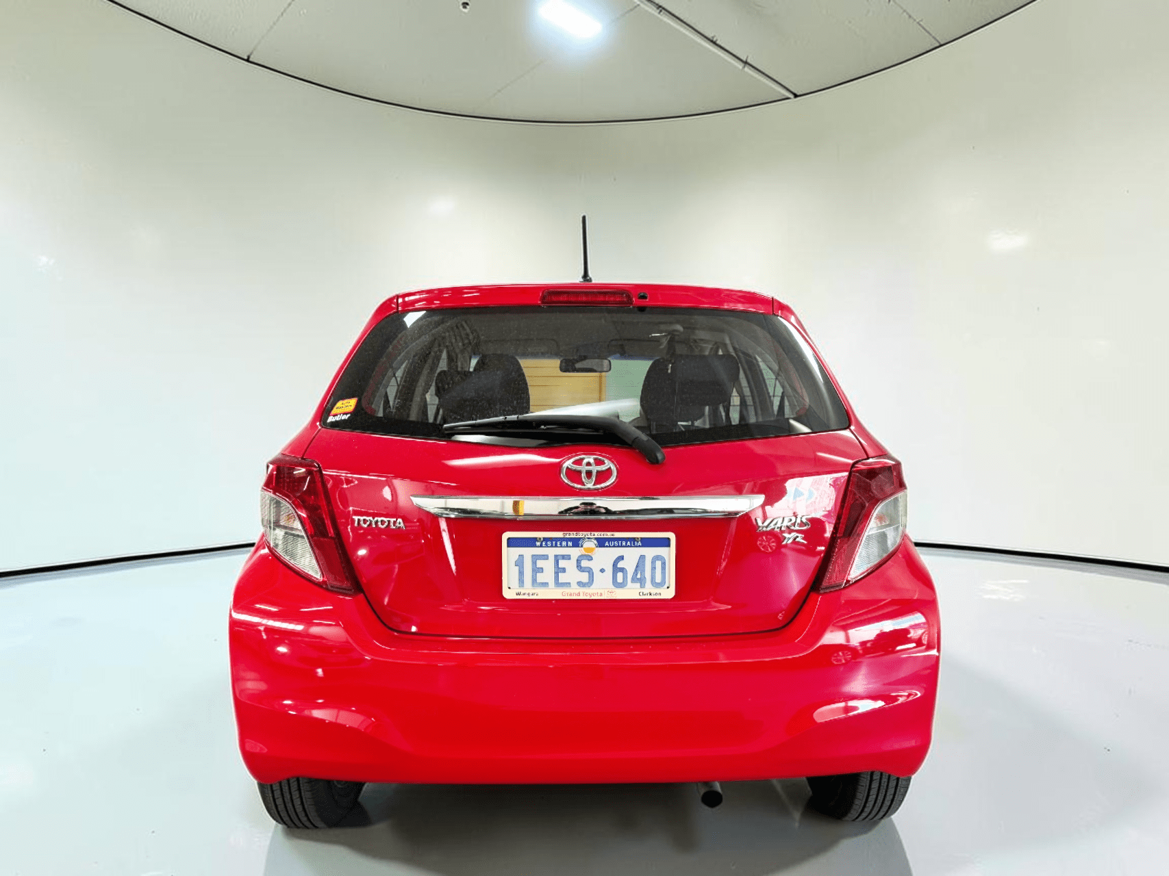 
								TOYOTA YARIS SOLD full									