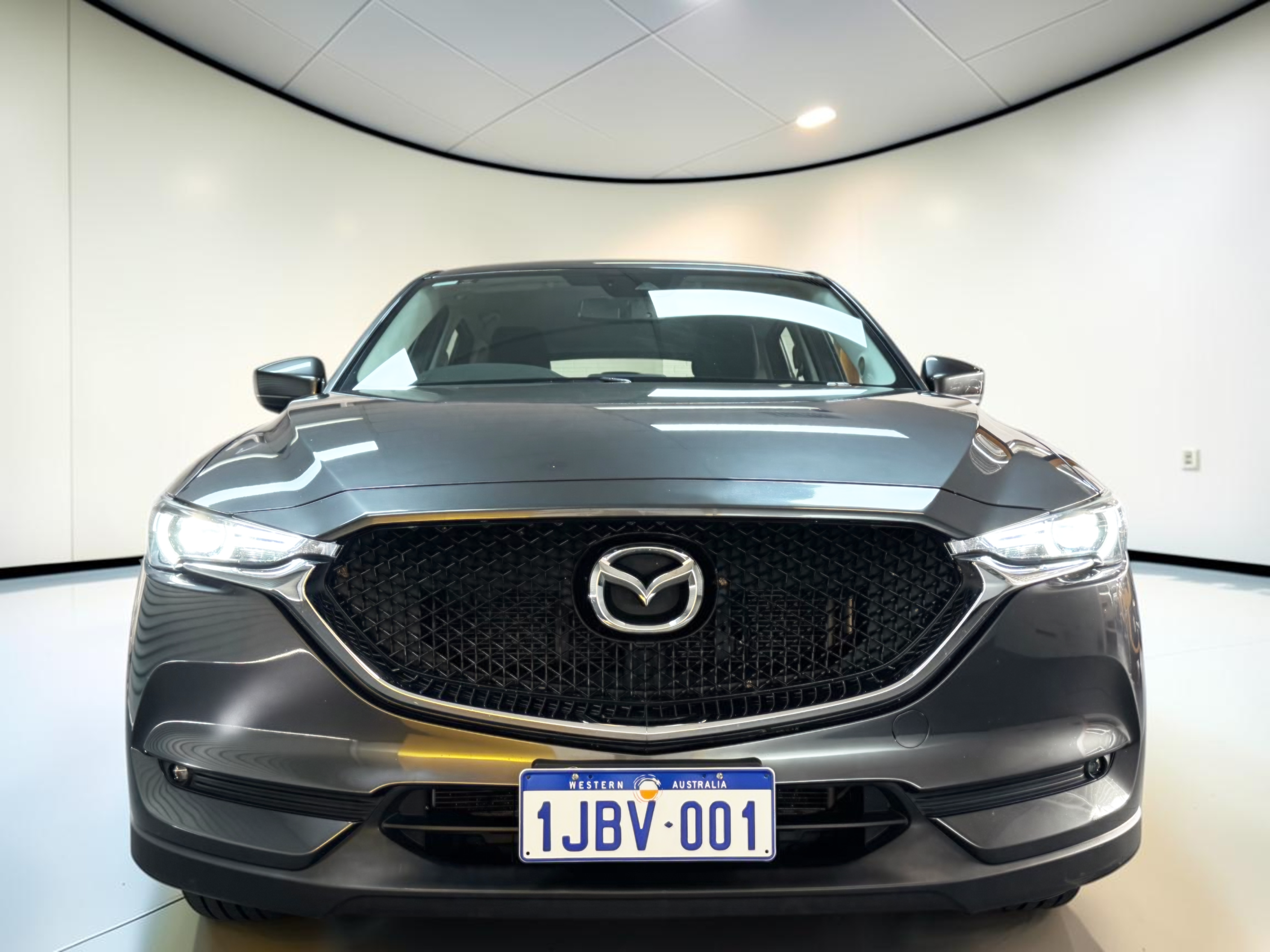 
								MAZDA CX-5 full									