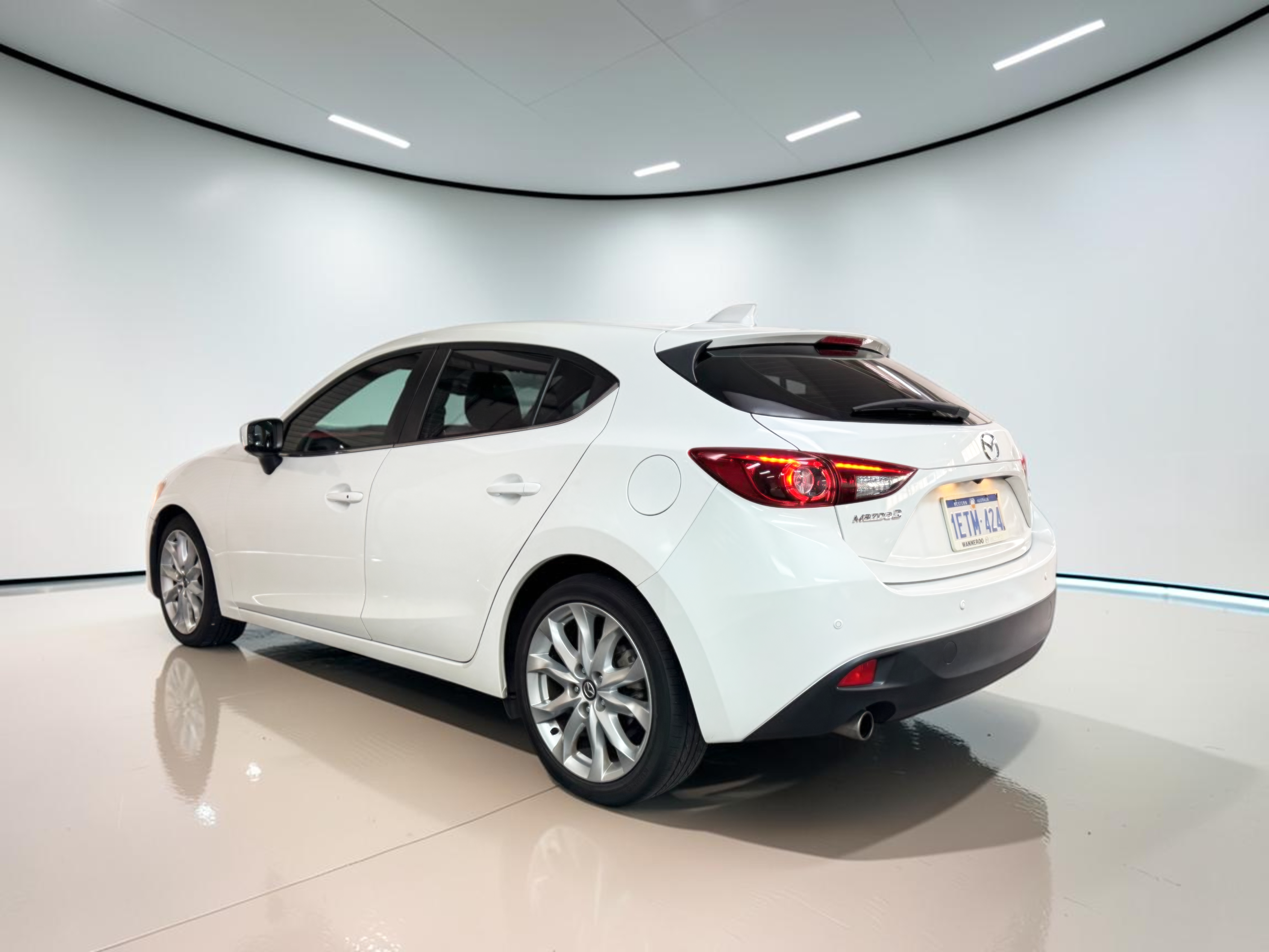 
								MAZDA 3 SP25 SOLD full									