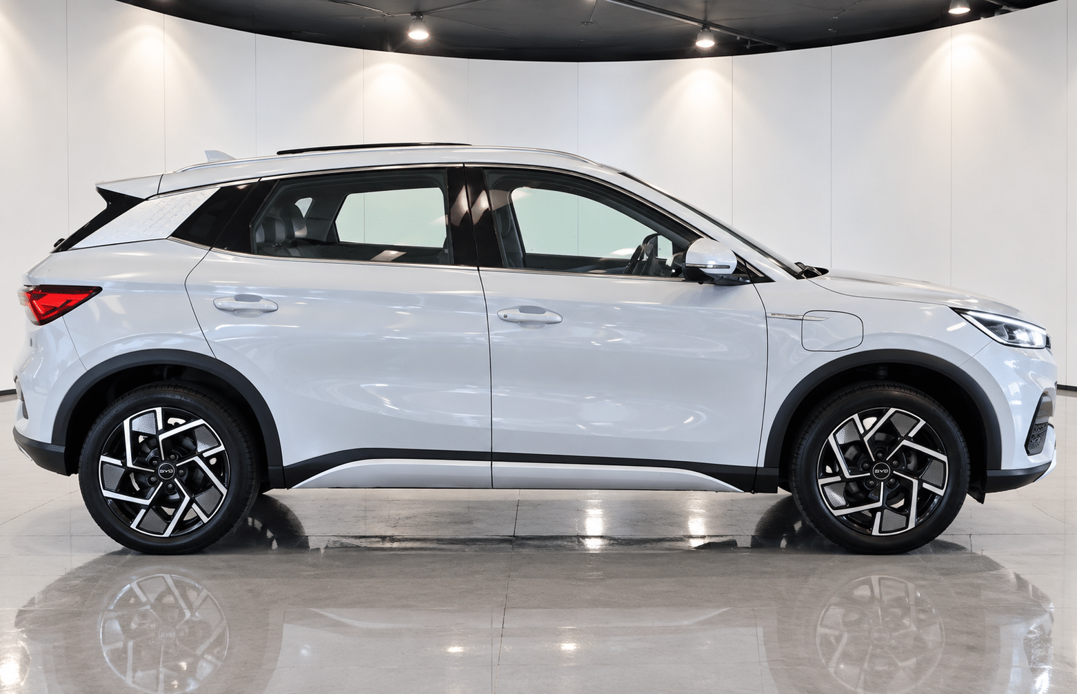 
								BYD ATTO 3 full									