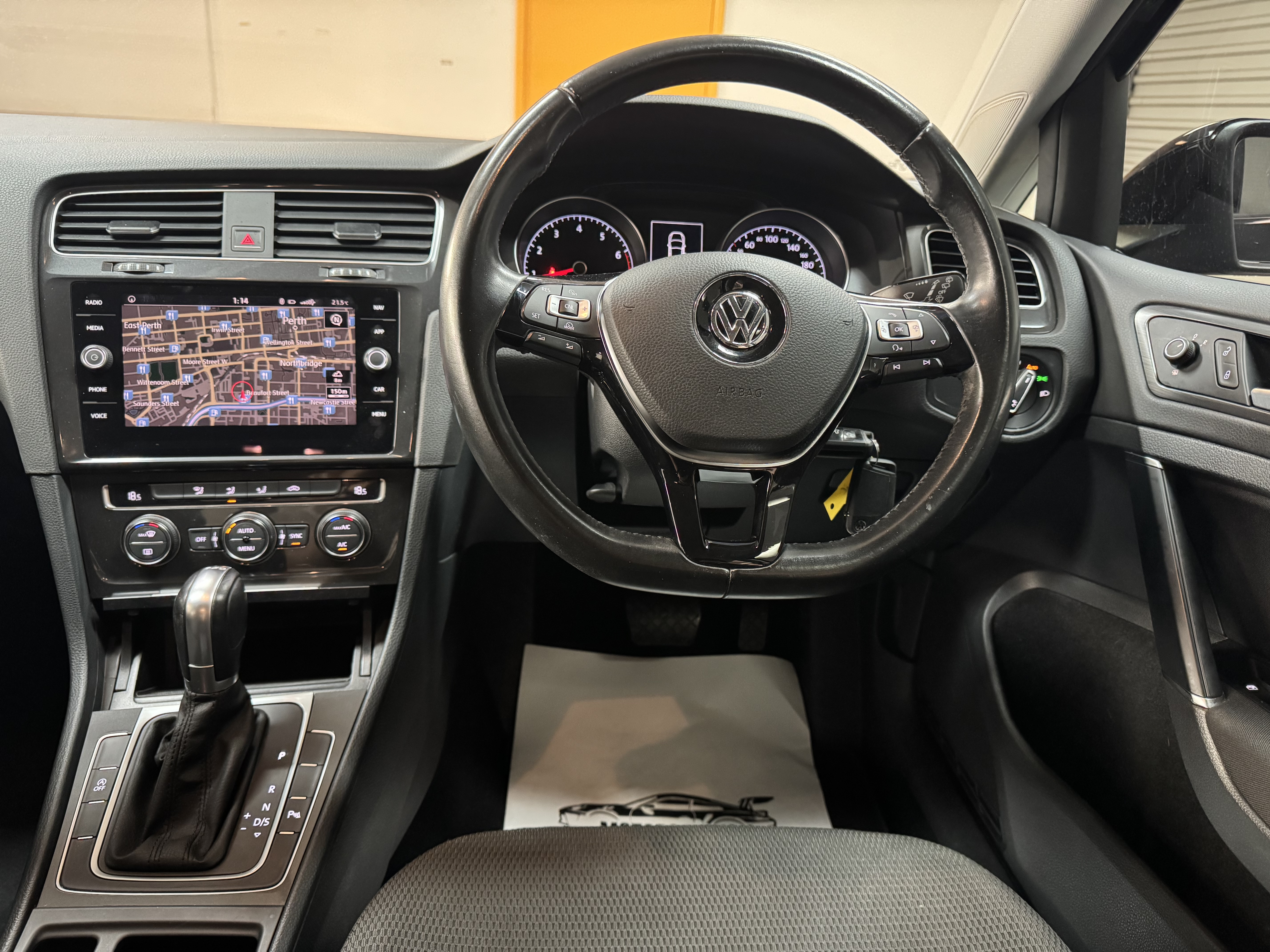 
								VW GOLF full									