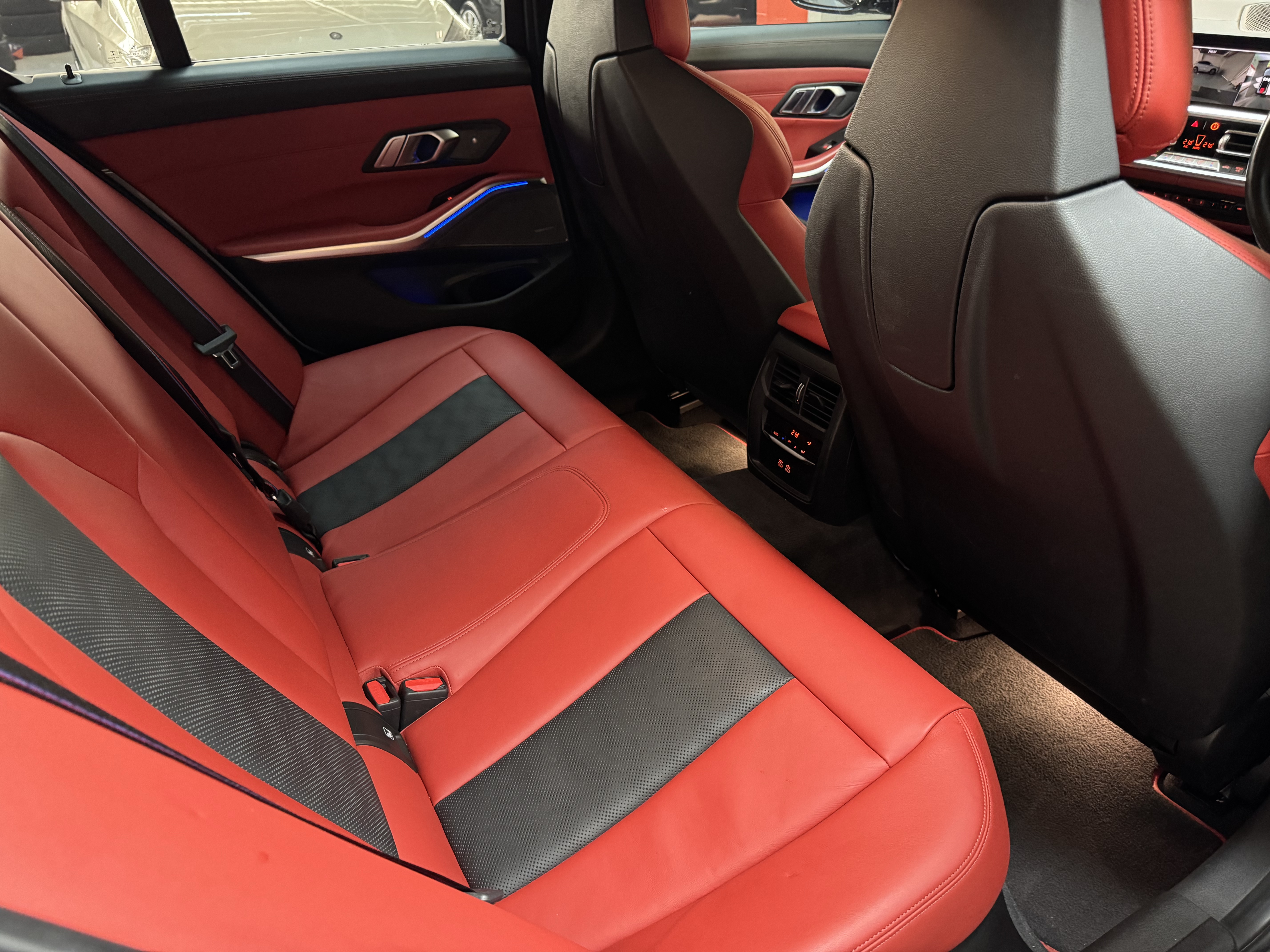 
								BMW M3 full									