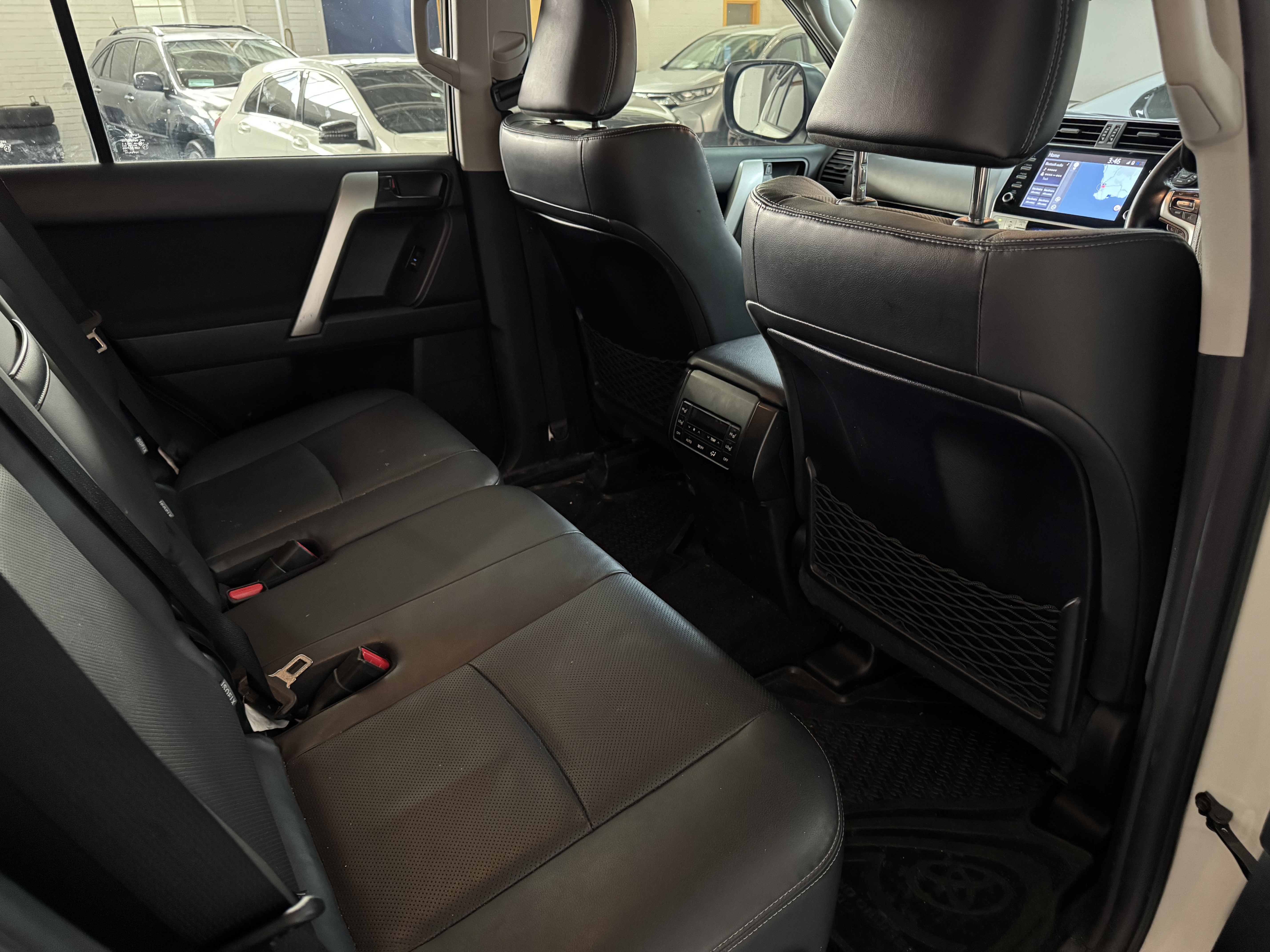 
								TOYOTA PRADO full									