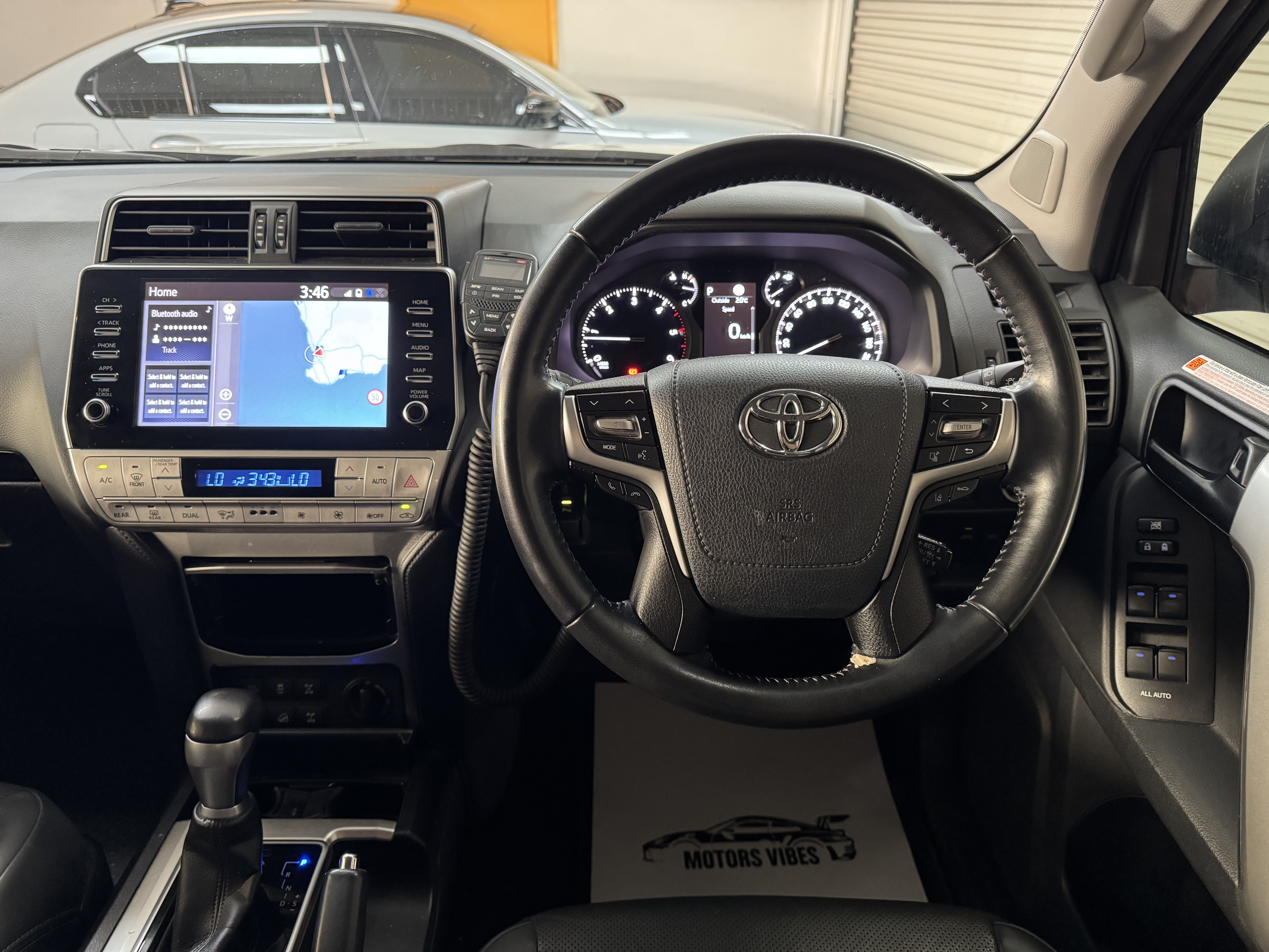 
								TOYOTA PRADO full									
