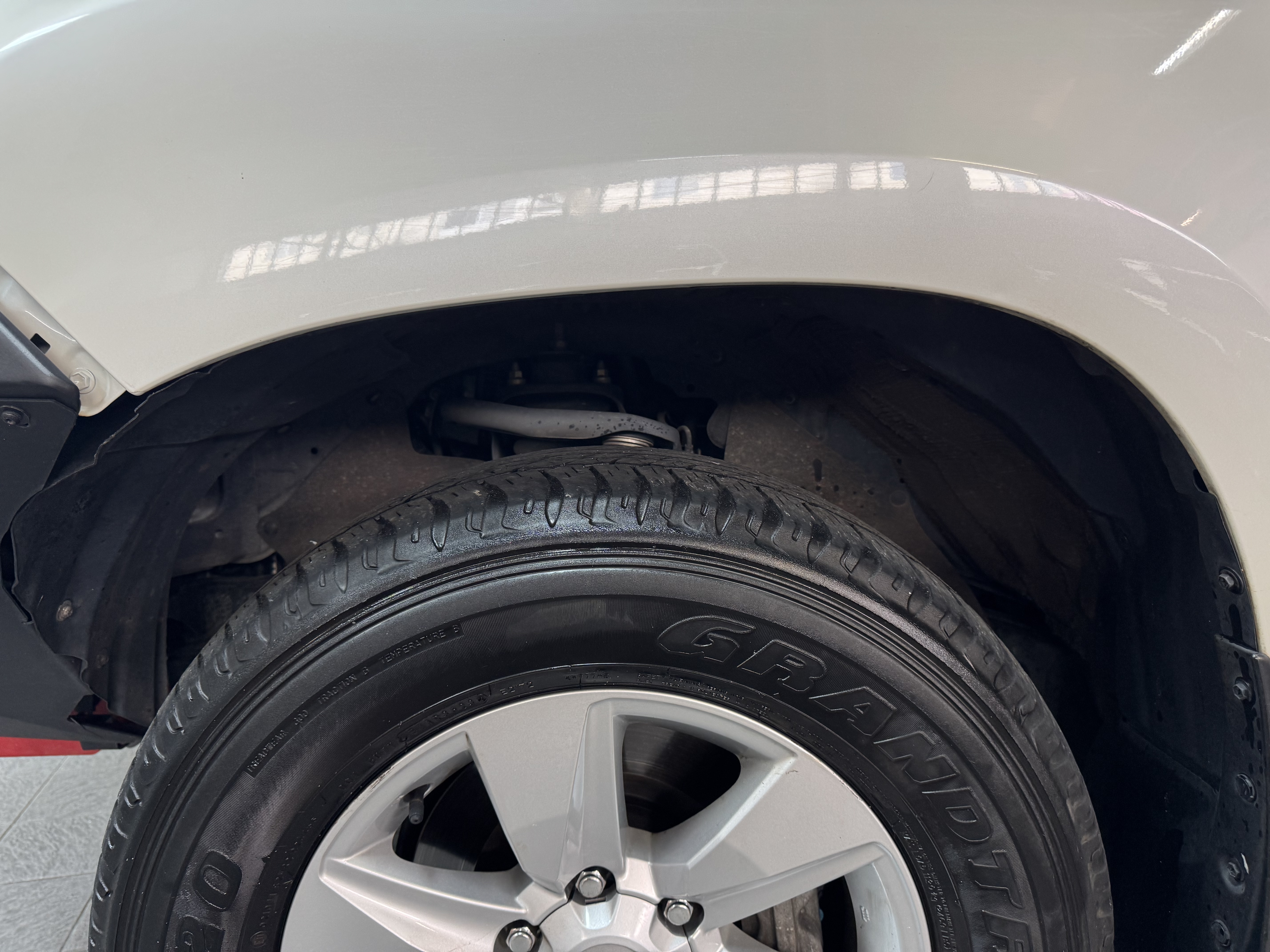 
								TOYOTA PRADO full									